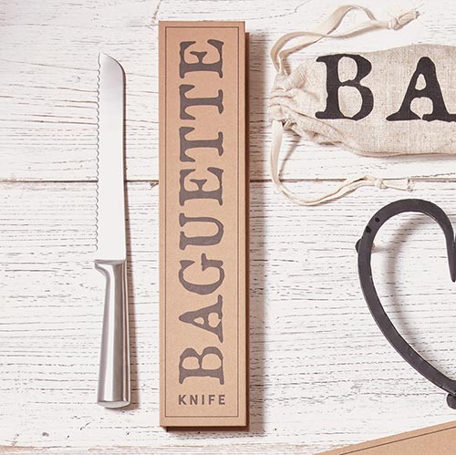 CARDBOARD BOOK SET - BAGUETTE KNIFE