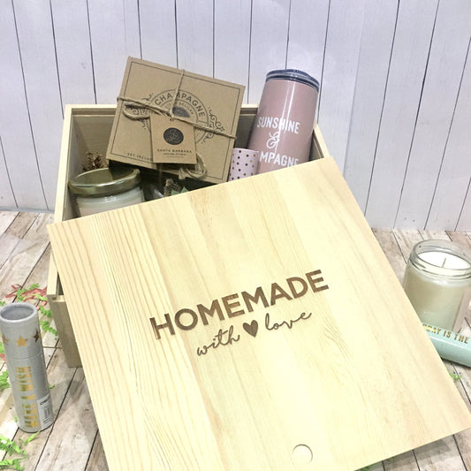 Housewarming Box - Pop the bubbly!